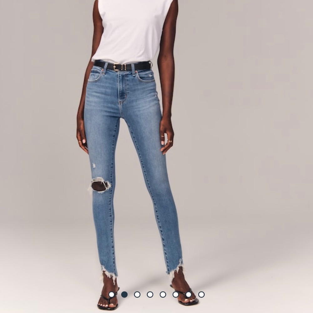 Abercrombie Jeans - NWT - 35R
